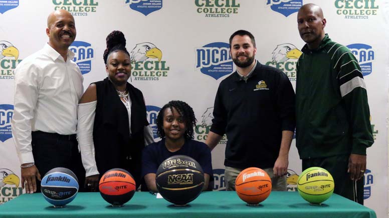 Alexis Stubblefield signs letter of intent